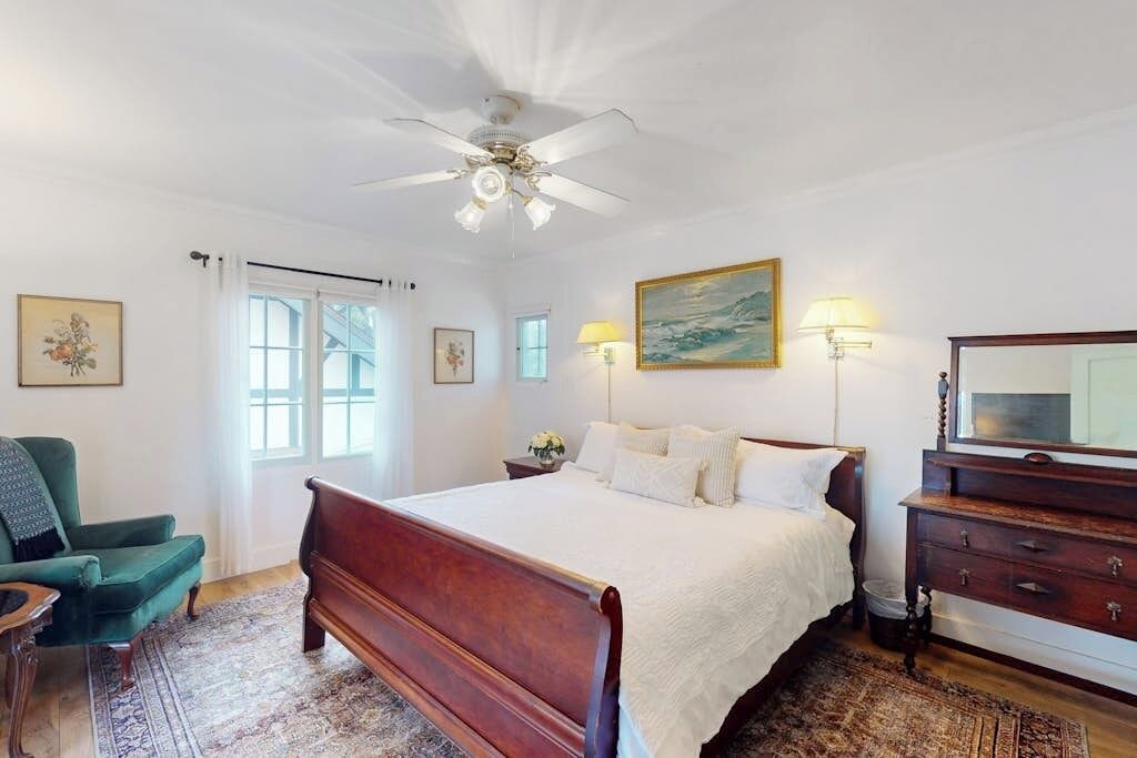 Photo of Bedroom in East Beach
