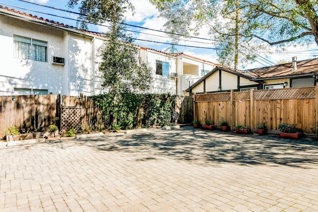 Photo of Outdoor in East Beach