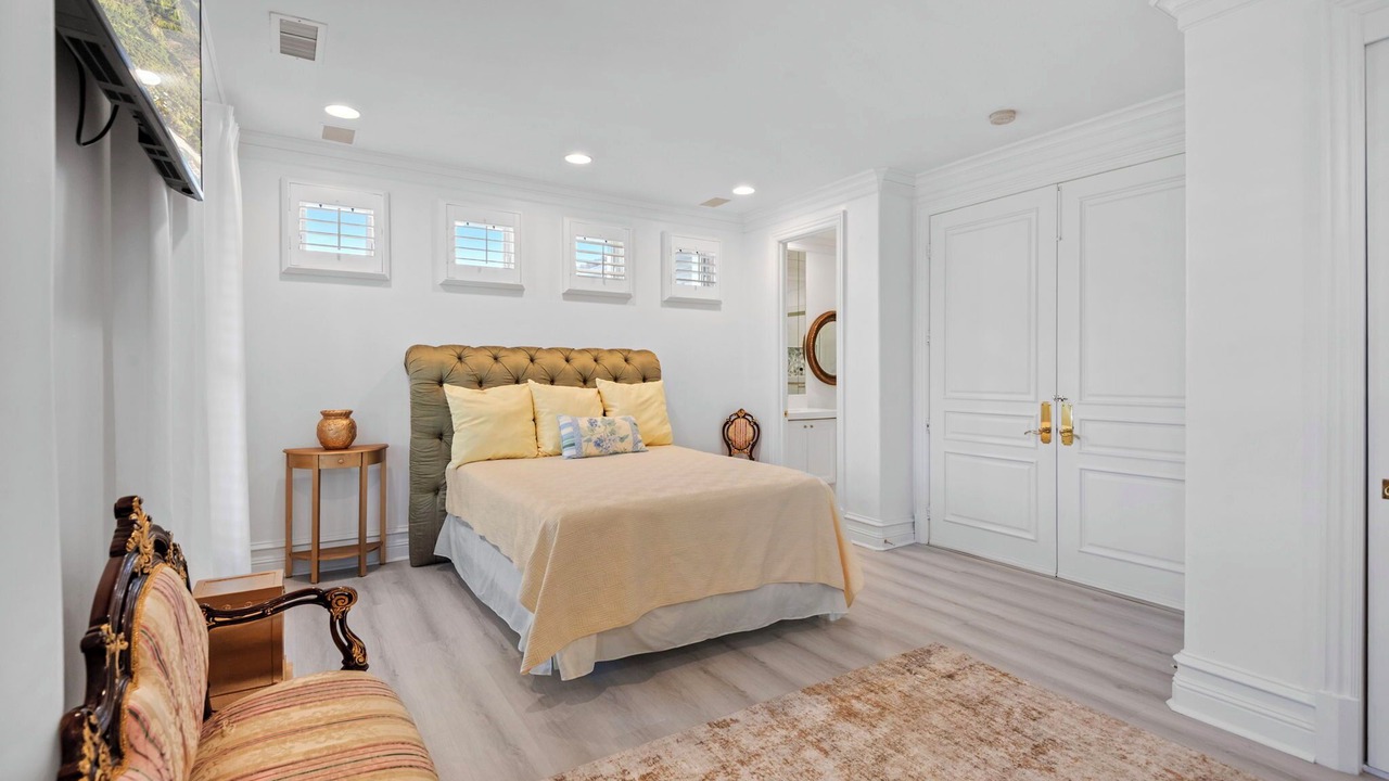 Photo of Bedroom in Newport Coast