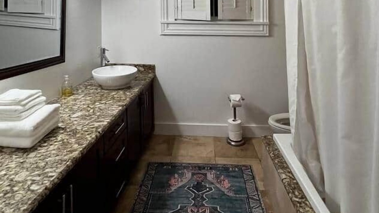 Photo of Bathroom in Broadmoor