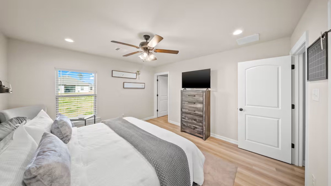 Photo of Bedroom in Denham Springs