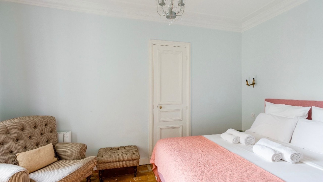 Photo of Bedroom in Notre-Dame-des-Champs