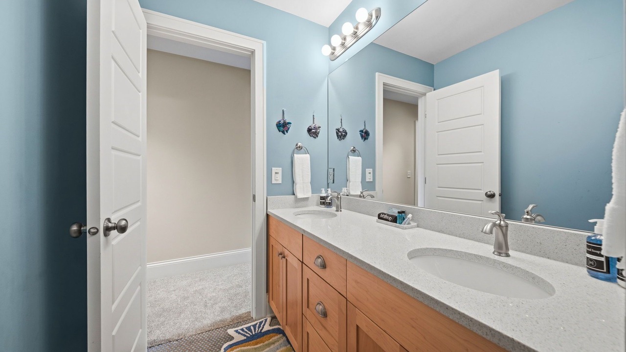 Photo of Bathroom in Linden Hills