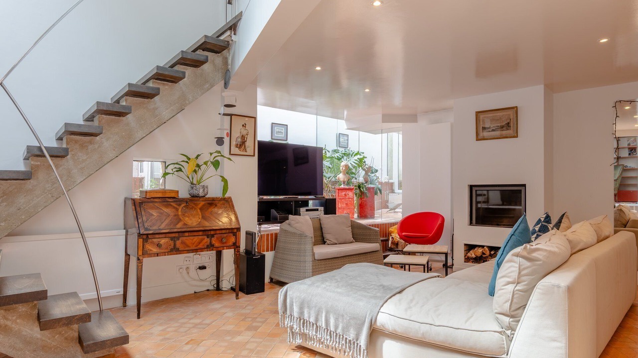 Photo of Livingroom in 15th Arrondissement