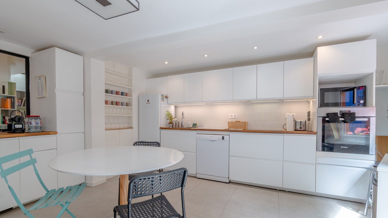Photo of Kitchen in 15th Arrondissement