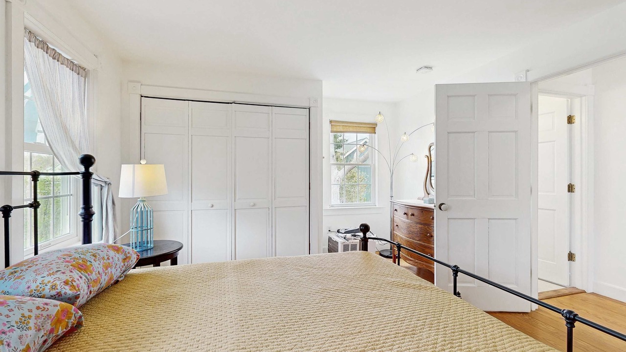 Photo of Bedroom in Truro