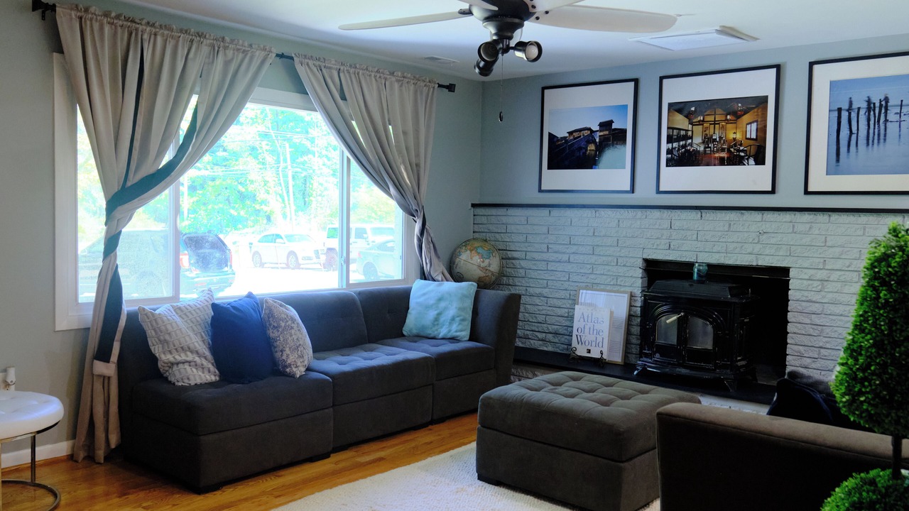 Photo of Livingroom in Bowie