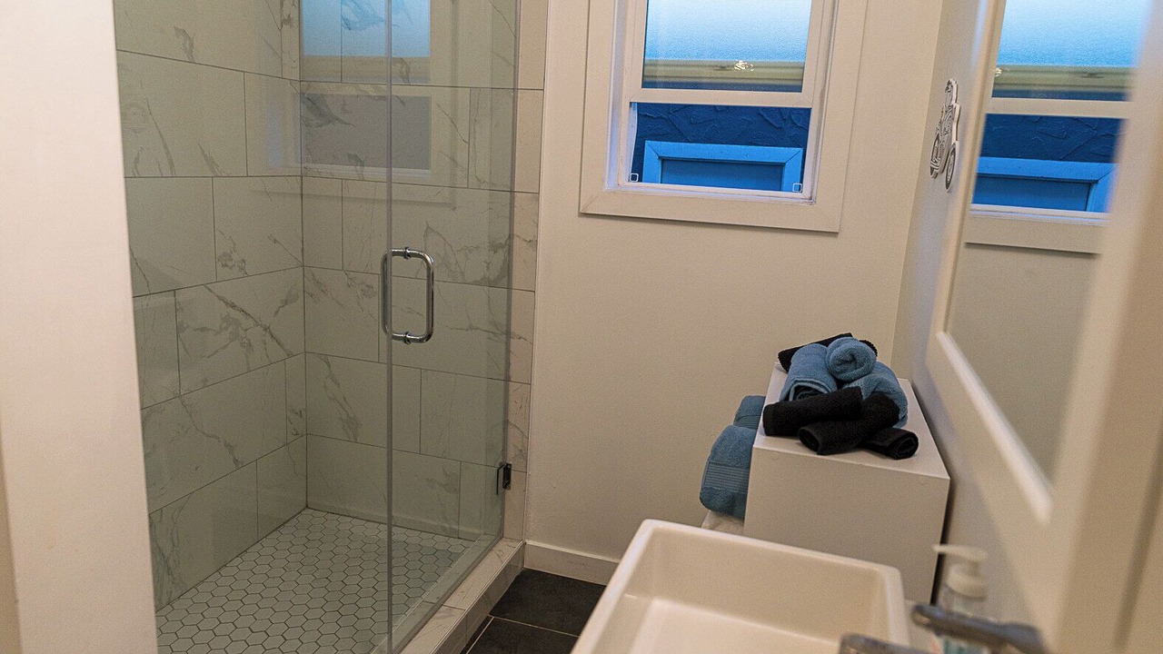Photo of Bathroom in North Long Beach