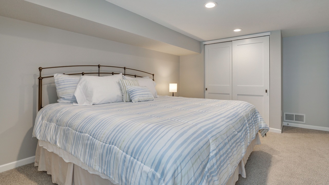 Photo of Bedroom in Lake City