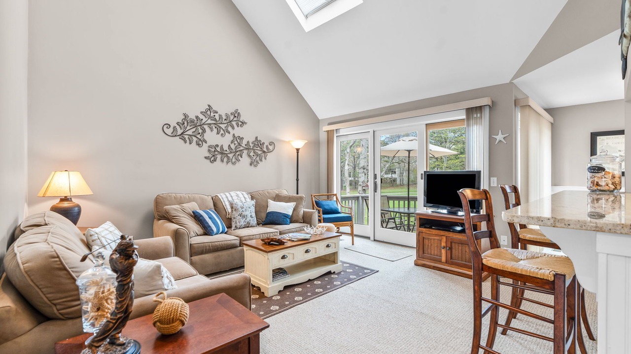 Photo of Livingroom in Mews Village