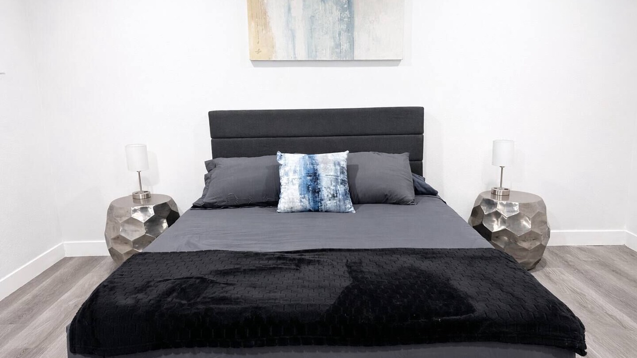 Photo of Bedroom in West Hills