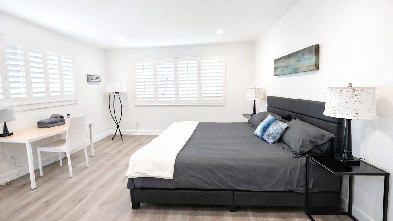 Photo of Bedroom in West Hills