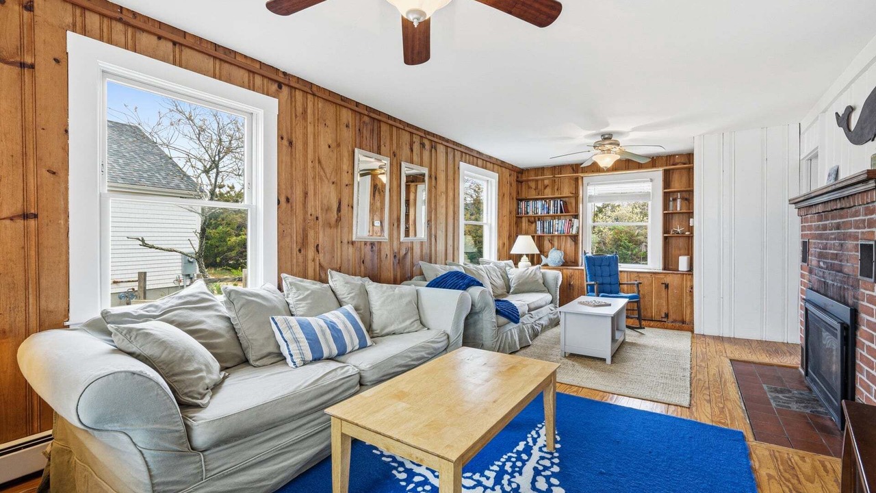 Photo of Bedroom in Sagamore Beach