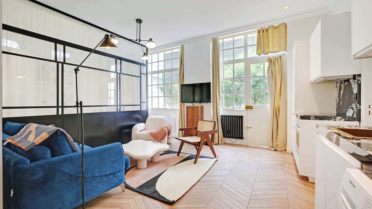 Photo of Livingroom in Notre-Dame-des-Champs
