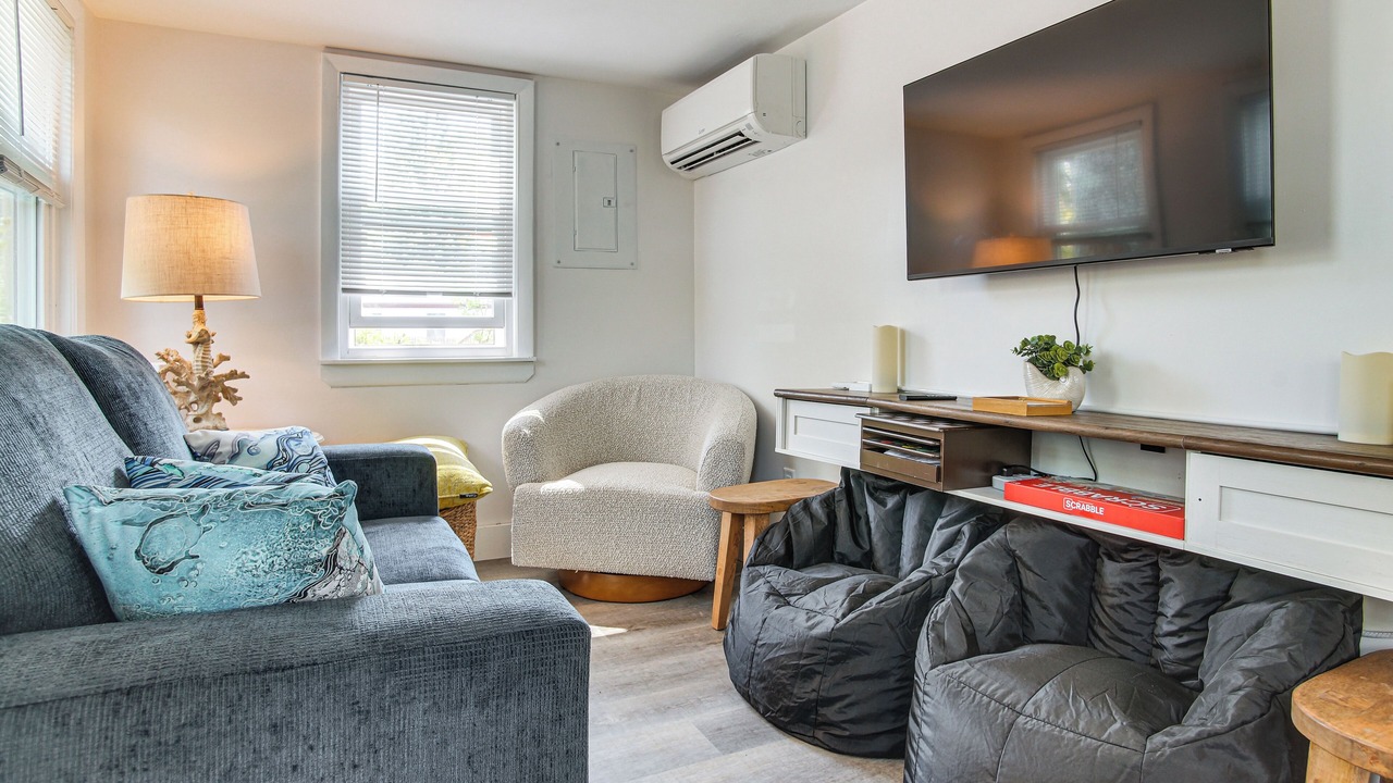 Photo of Livingroom in Wareham