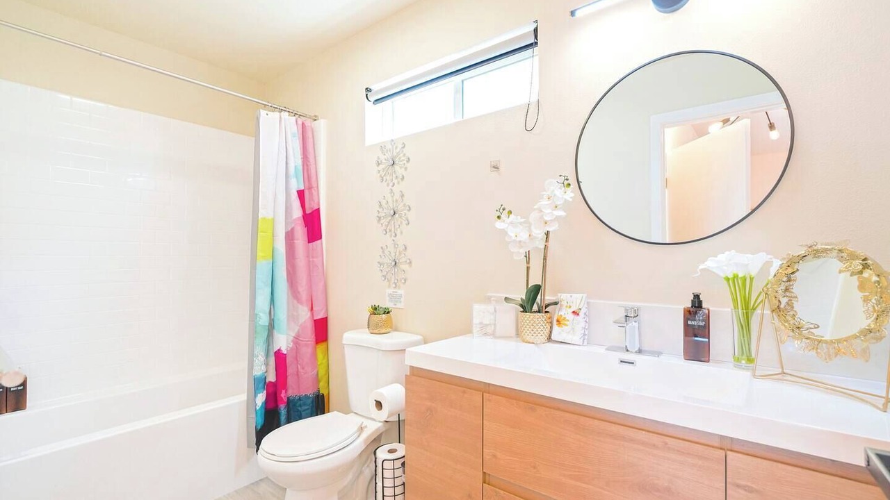 Photo of Bathroom in North Hills East