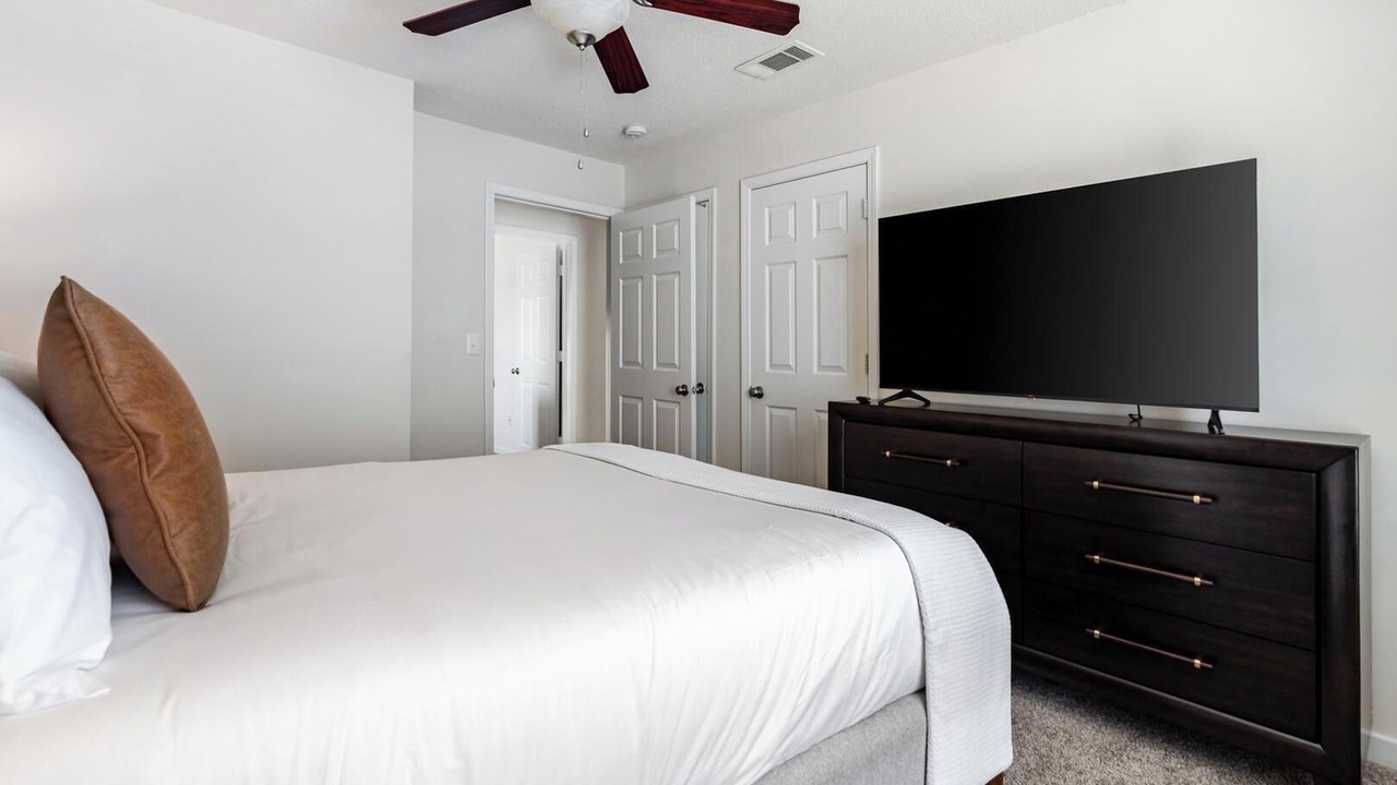 Photo of Bedroom in Gulf Hills