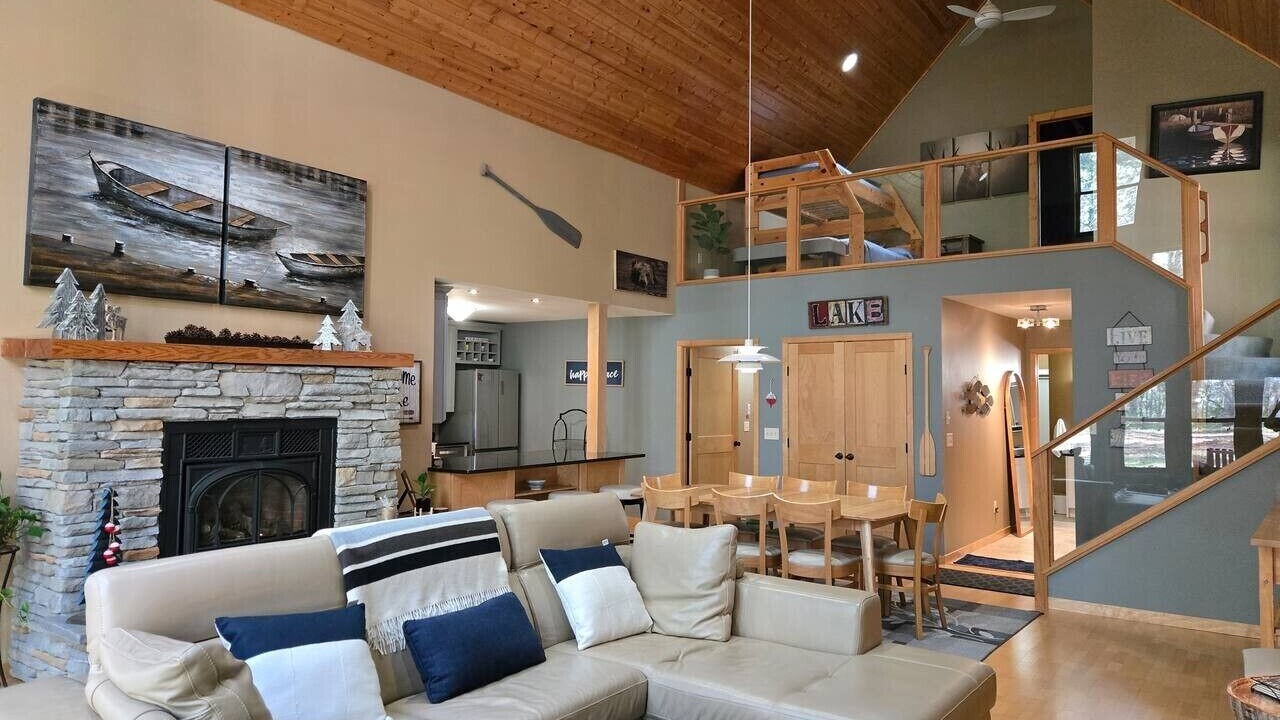 Photo of Livingroom in Pequot Lakes