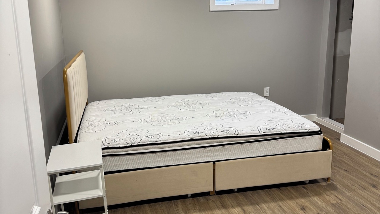 Photo of Bedroom in Woodlawn