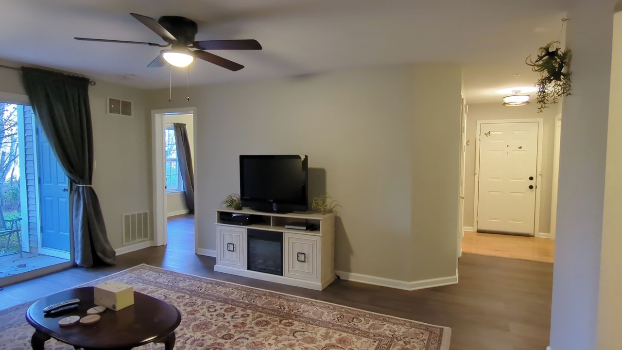 Photo of Livingroom in Germantown