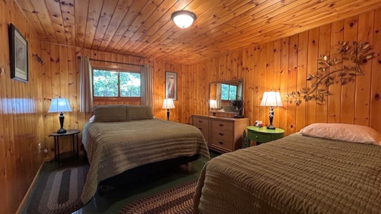 Photo of Bedroom in Grand Marais