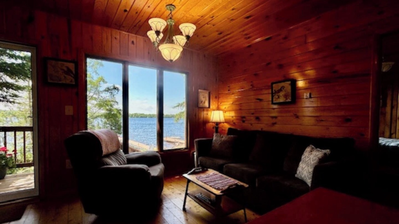 Photo of Livingroom in Grand Marais