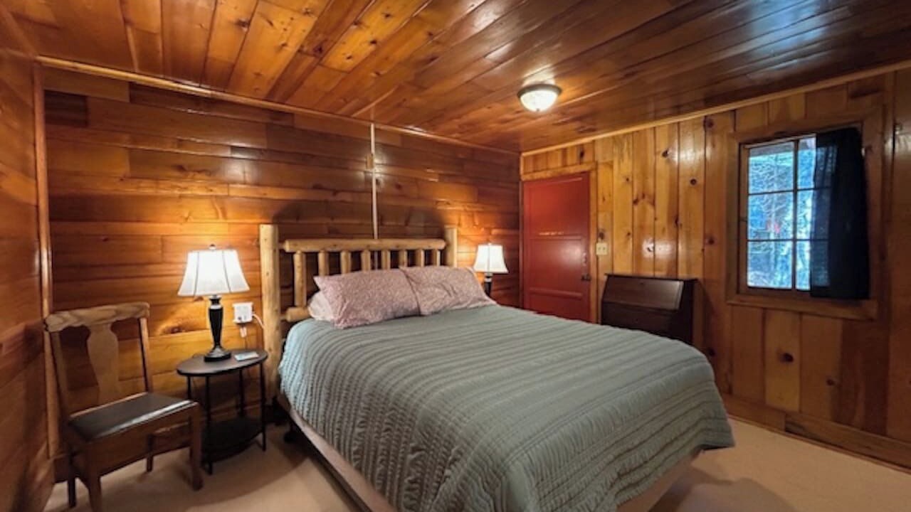 Photo of Bedroom in Grand Marais
