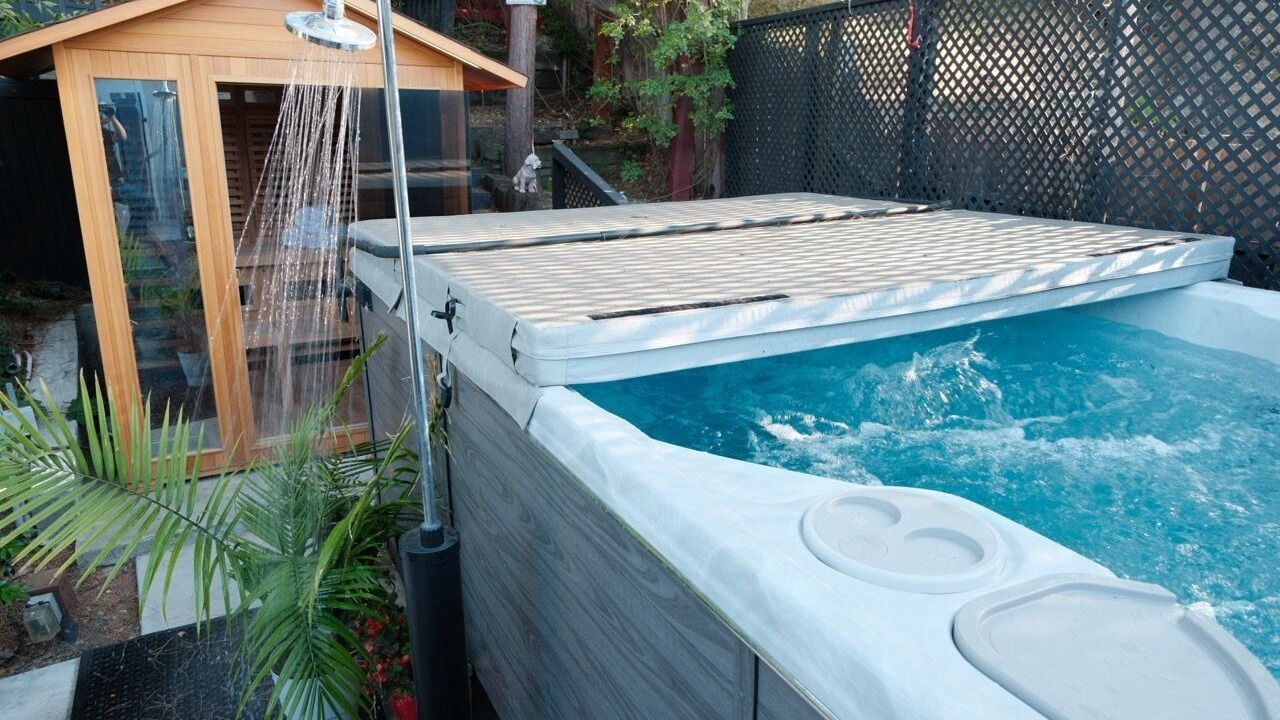 Photo of Outdoor in Woodland Hills