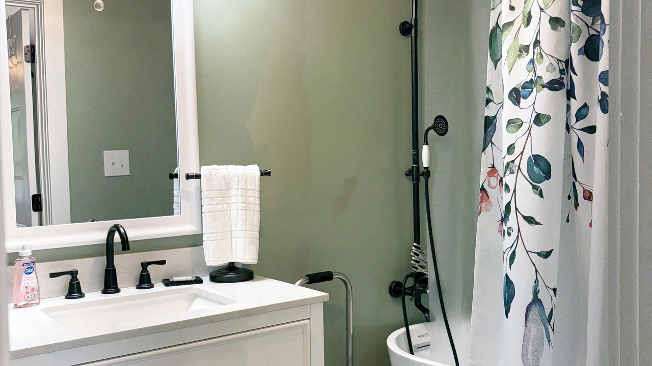 Photo of Bathroom in Lucedale