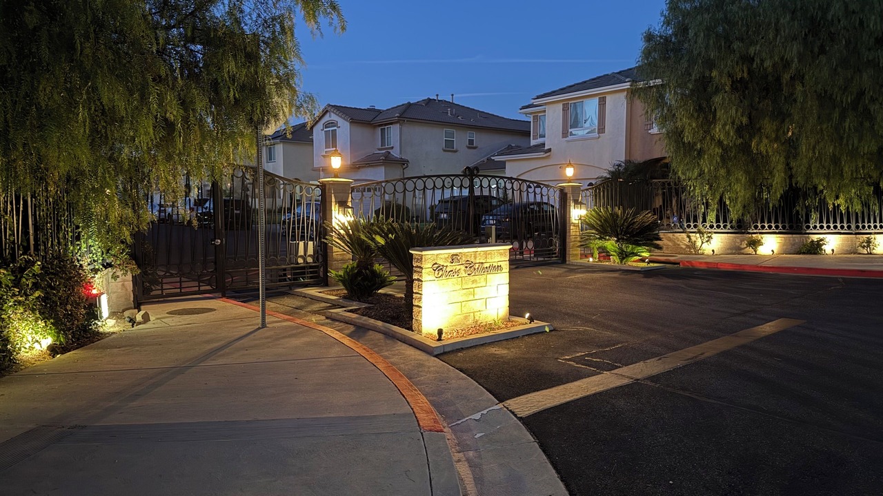 Photo of Outdoor in Canoga Park