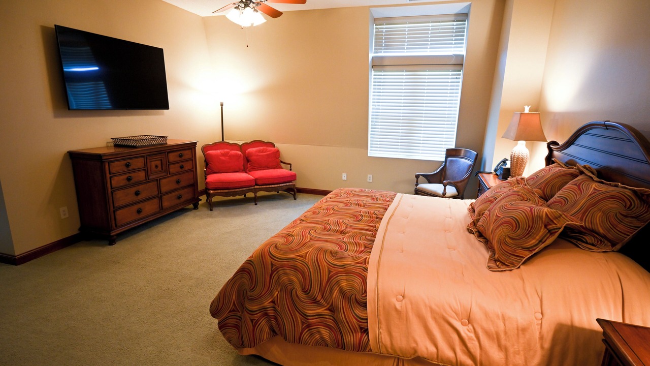 Photo of Bedroom in Emmetsburg