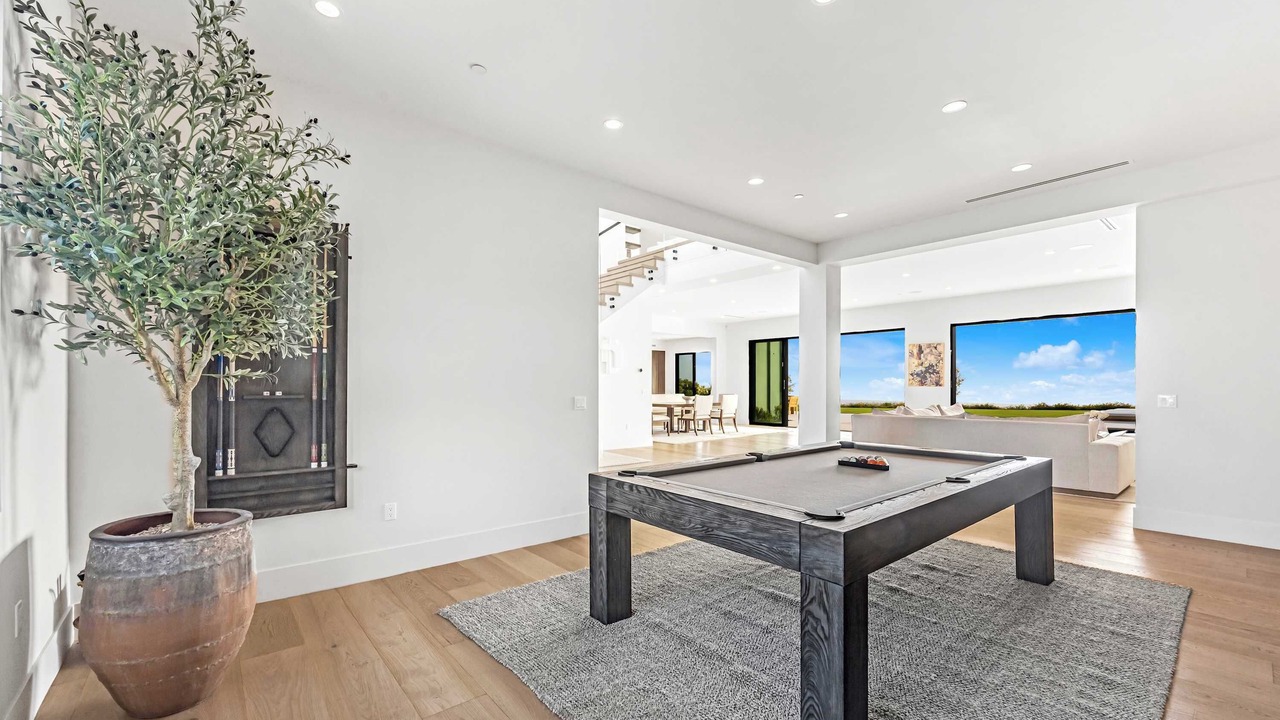 Photo of Bedroom in Central Malibu
