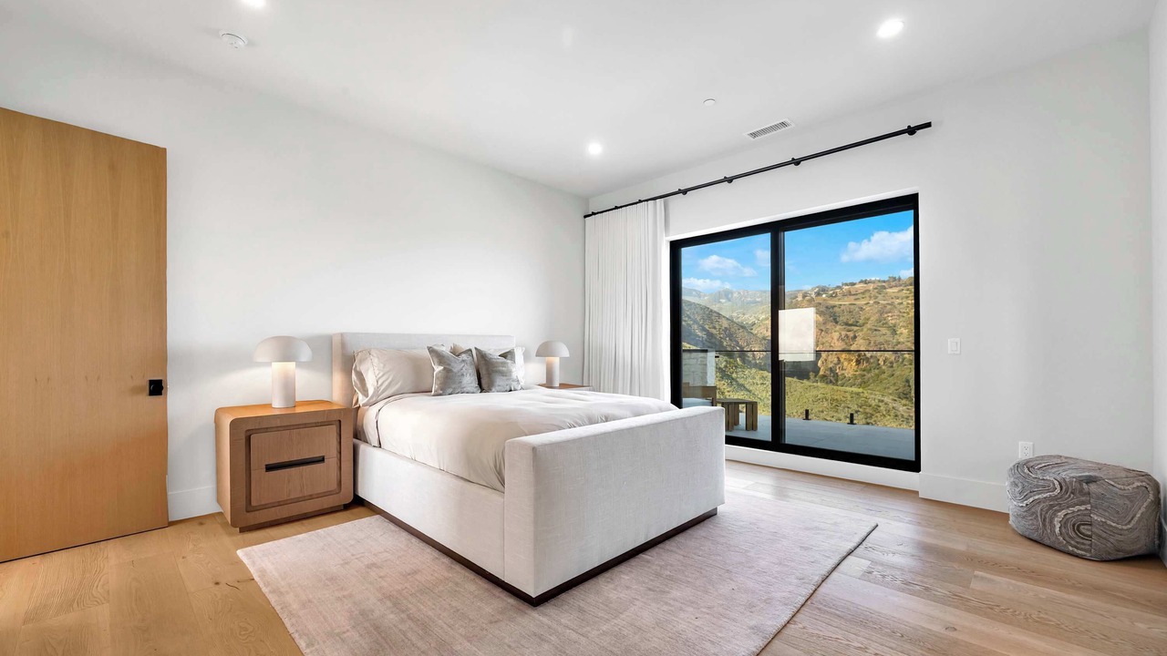 Photo of Bedroom in Central Malibu