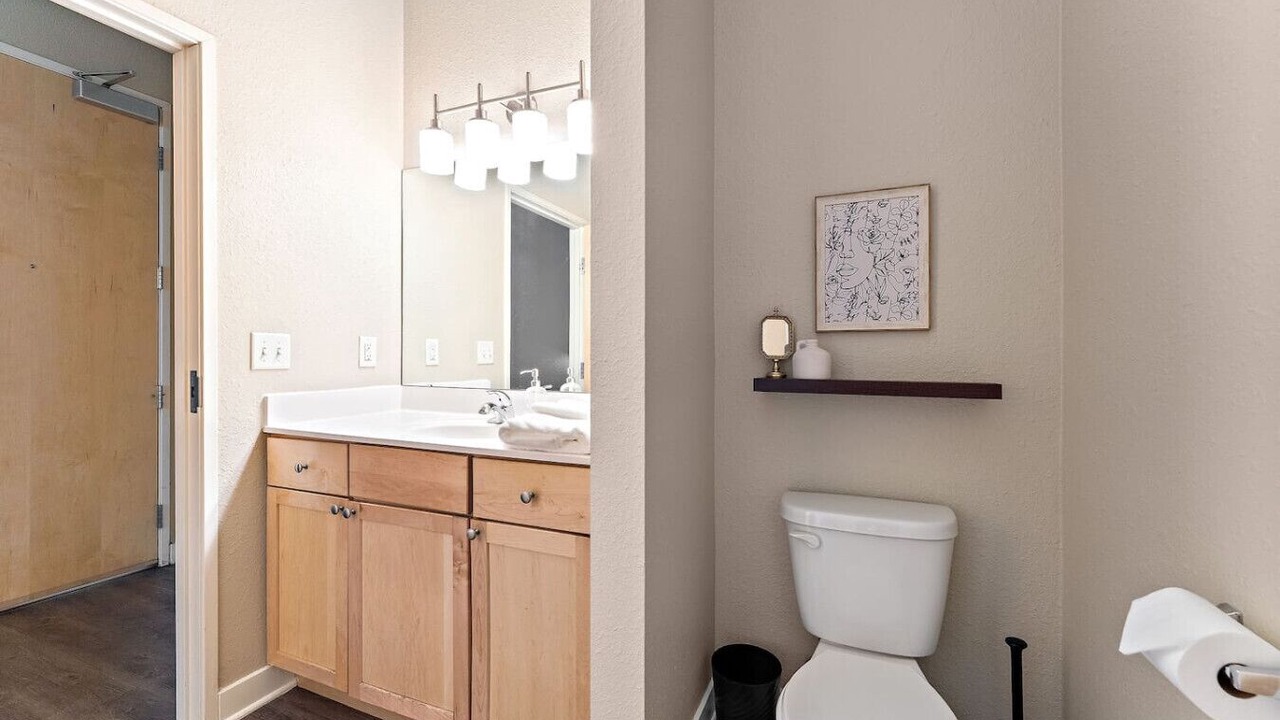 Photo of Bathroom in Downtown Minneapolis