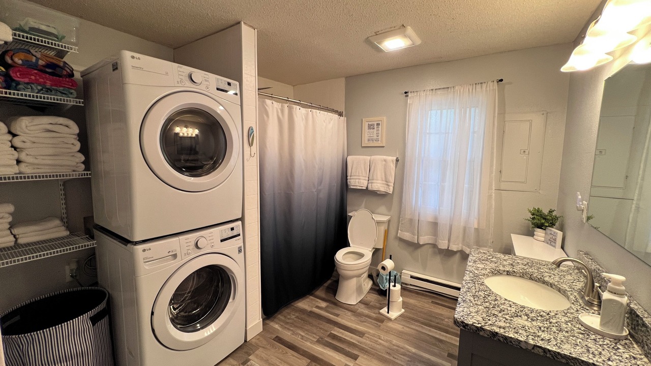 Photo of Bathroom in Clear Lake
