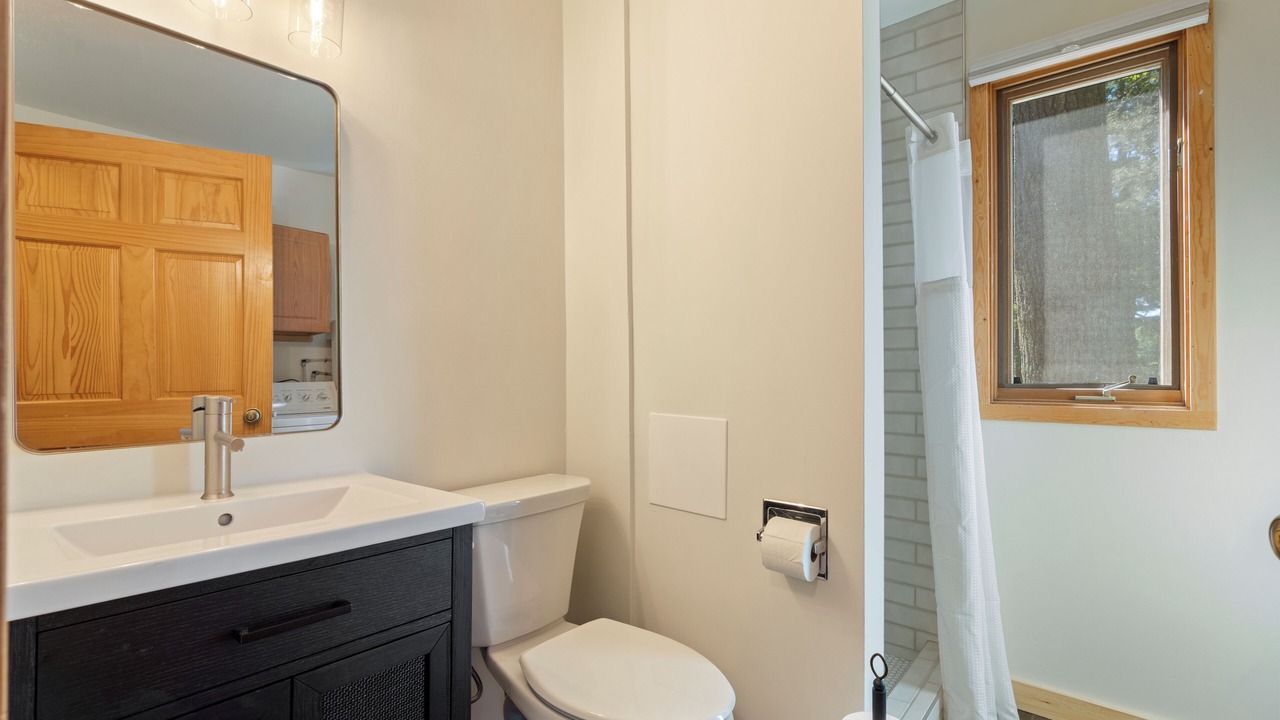 Photo of Bathroom in Emily
