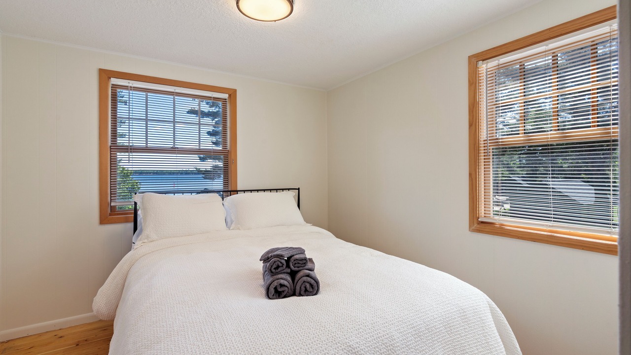 Photo of Bedroom in Emily