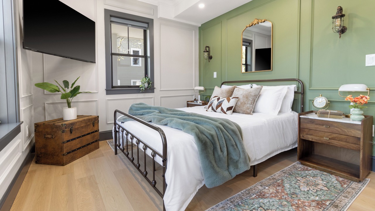 Photo of Bedroom in East Somerville
