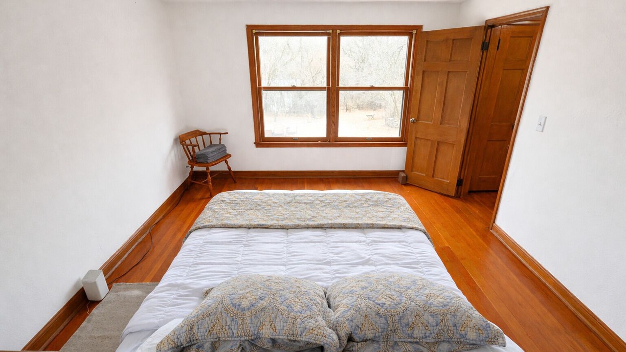 Photo of Bedroom in Mendota Heights