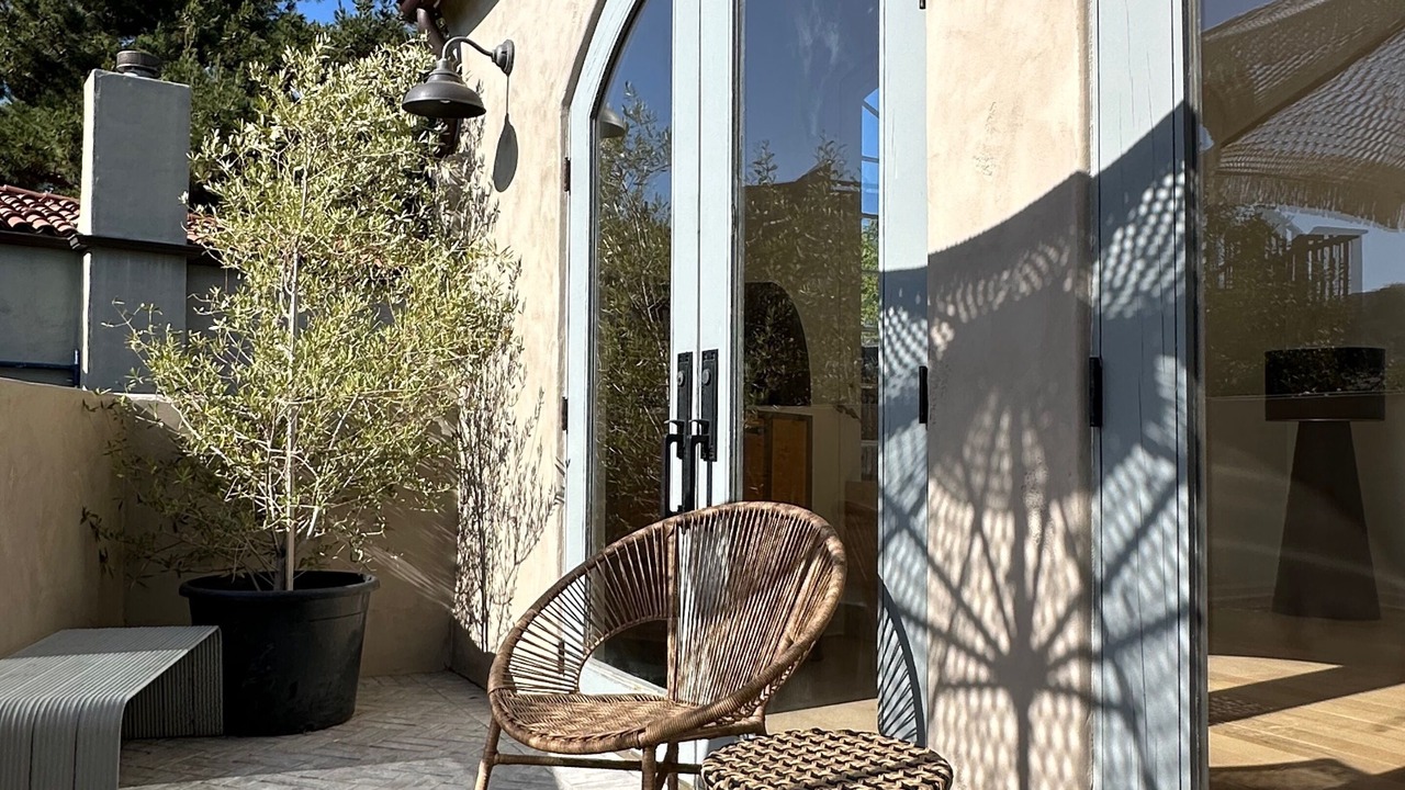 Photo of Patio Balcony in Hollywood Hills