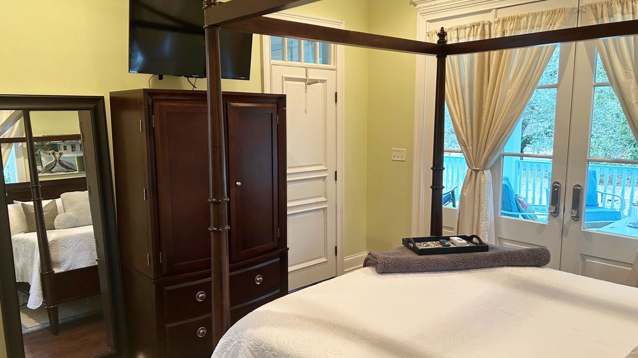 Photo of Bedroom in Waveland