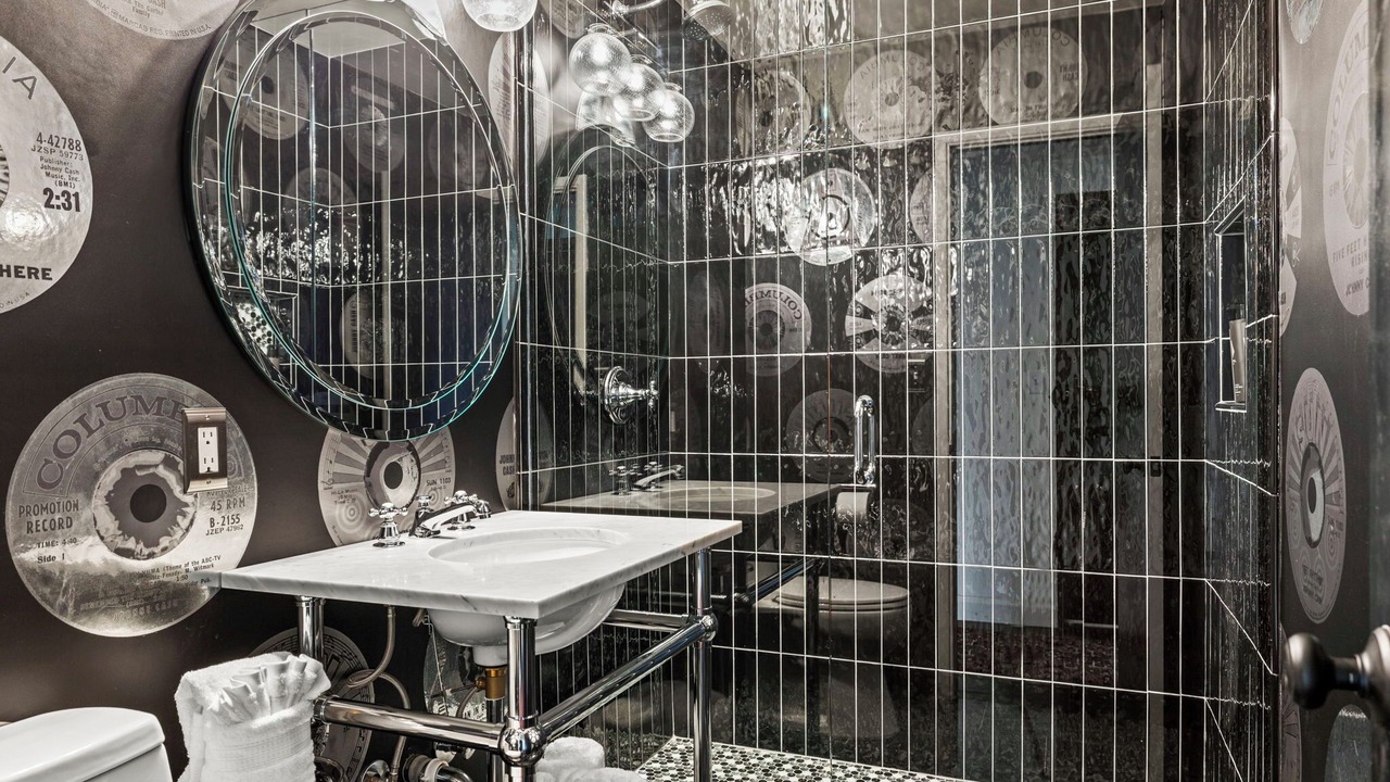 Photo of Bathroom in Ventura County