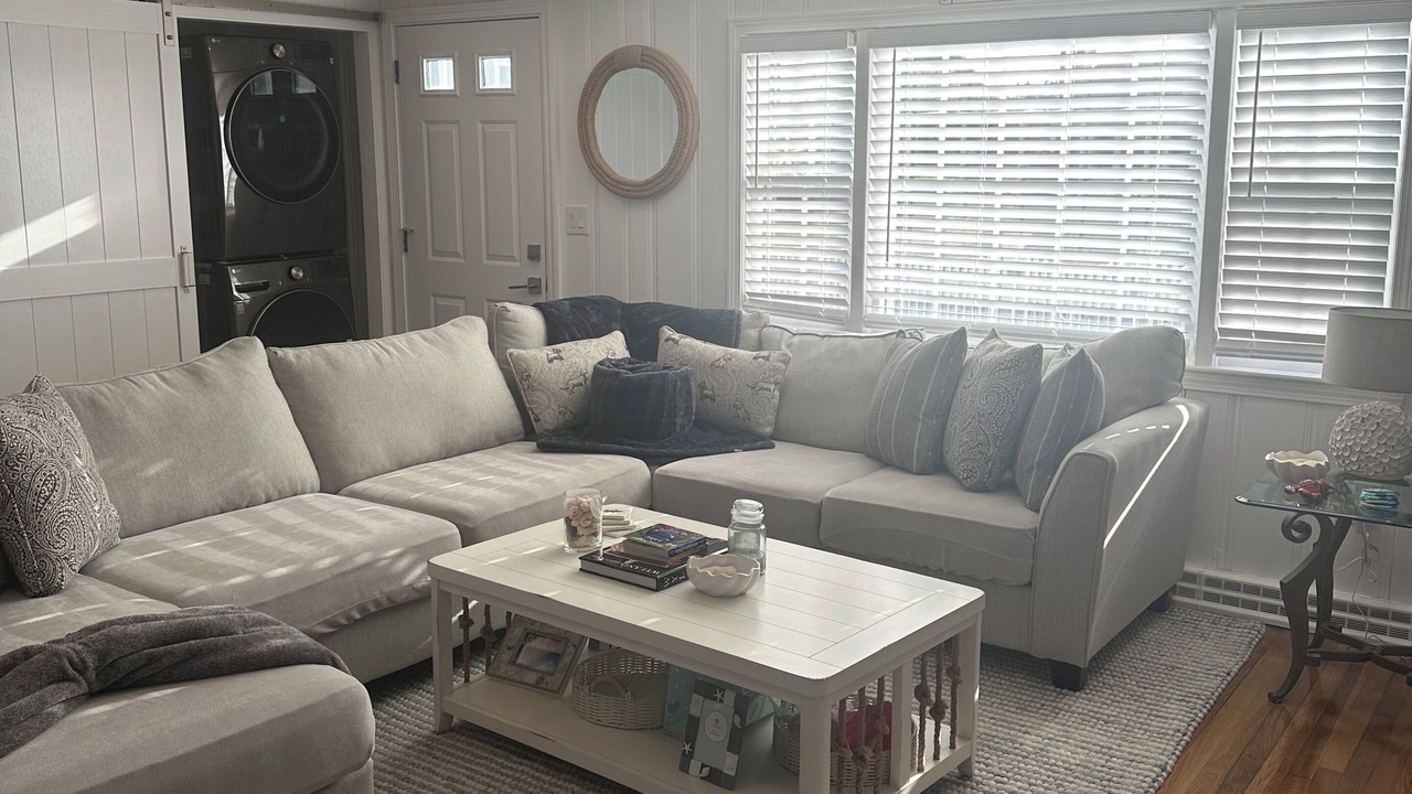Photo of Livingroom in Falmouth