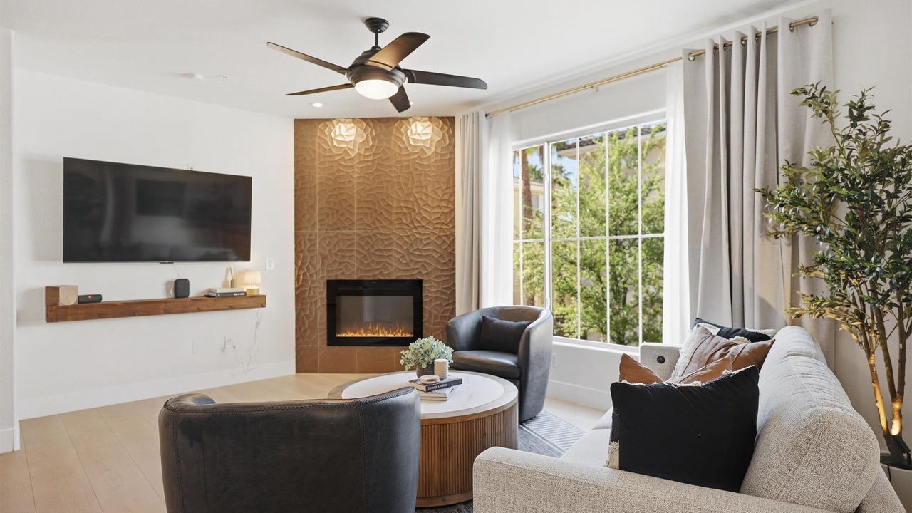Photo of Livingroom in Rhodes Ranch
