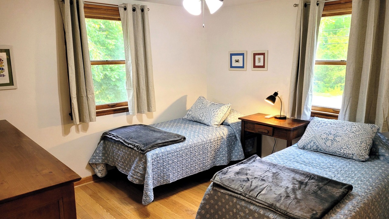 Photo of Bedroom in West Brewster