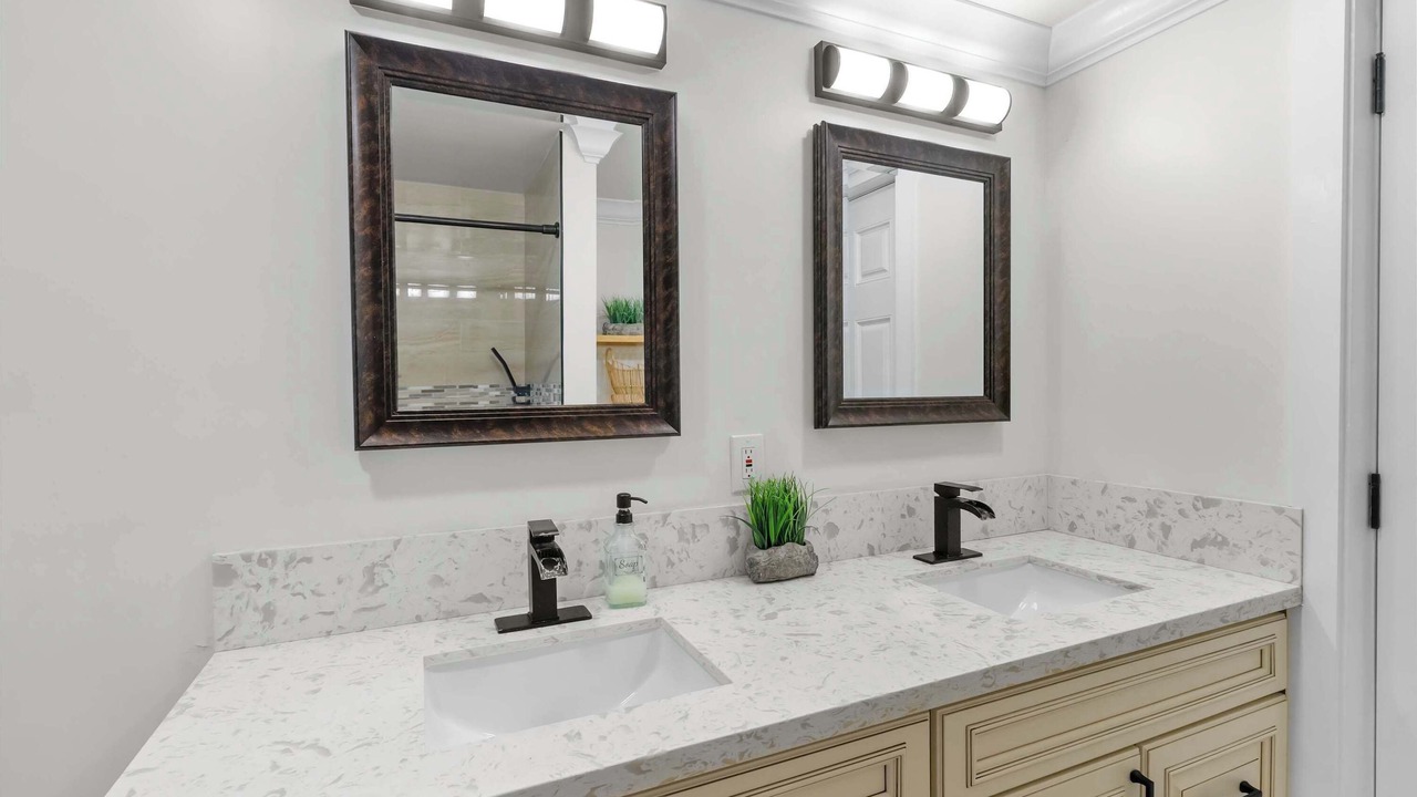 Photo of Bathroom in Northwest San Pedro