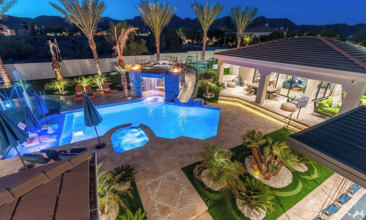 Photo of Outdoor in McDowell Acres