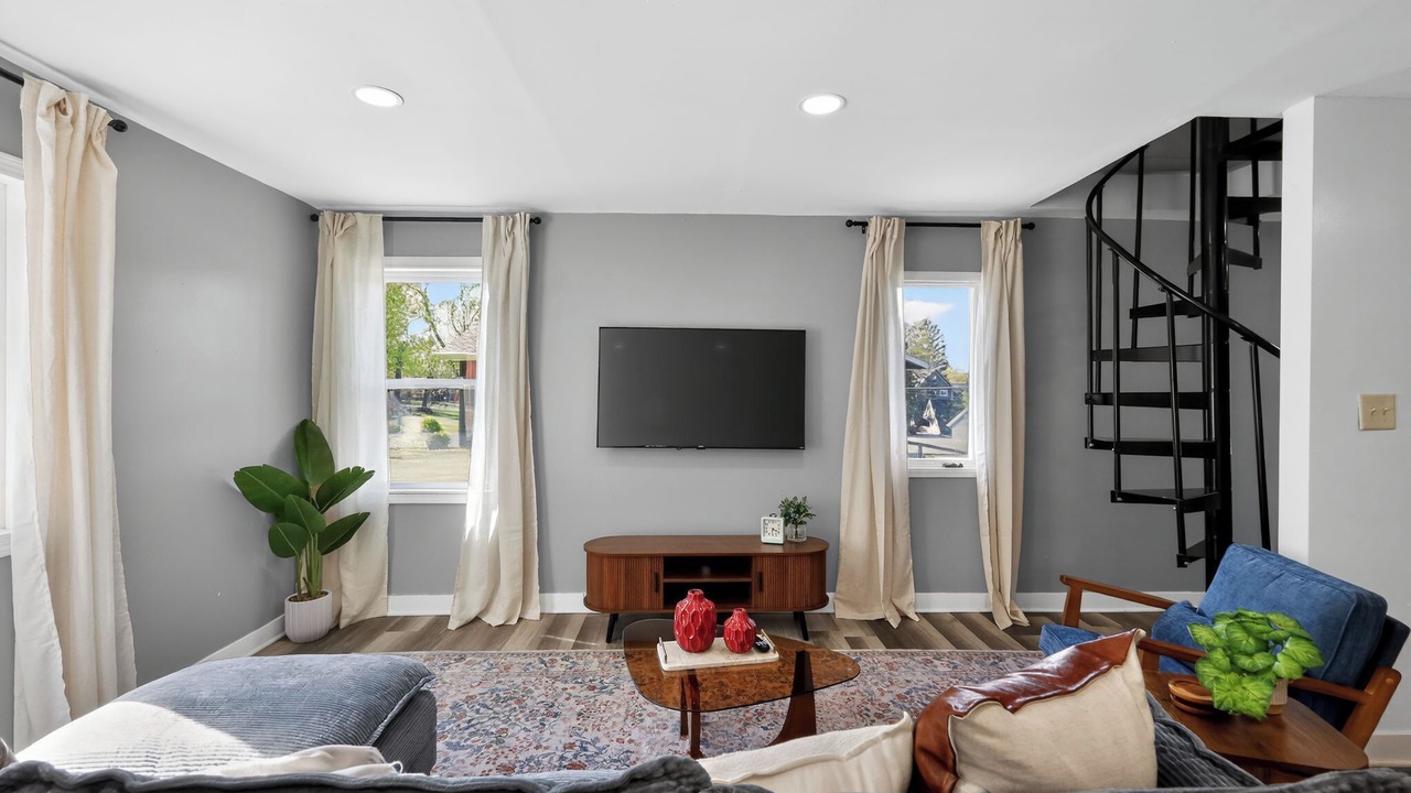 Photo of Livingroom in Poynette