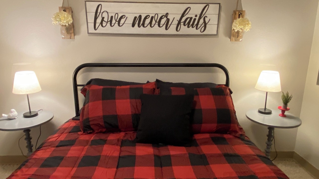 Photo of Bedroom in Walker