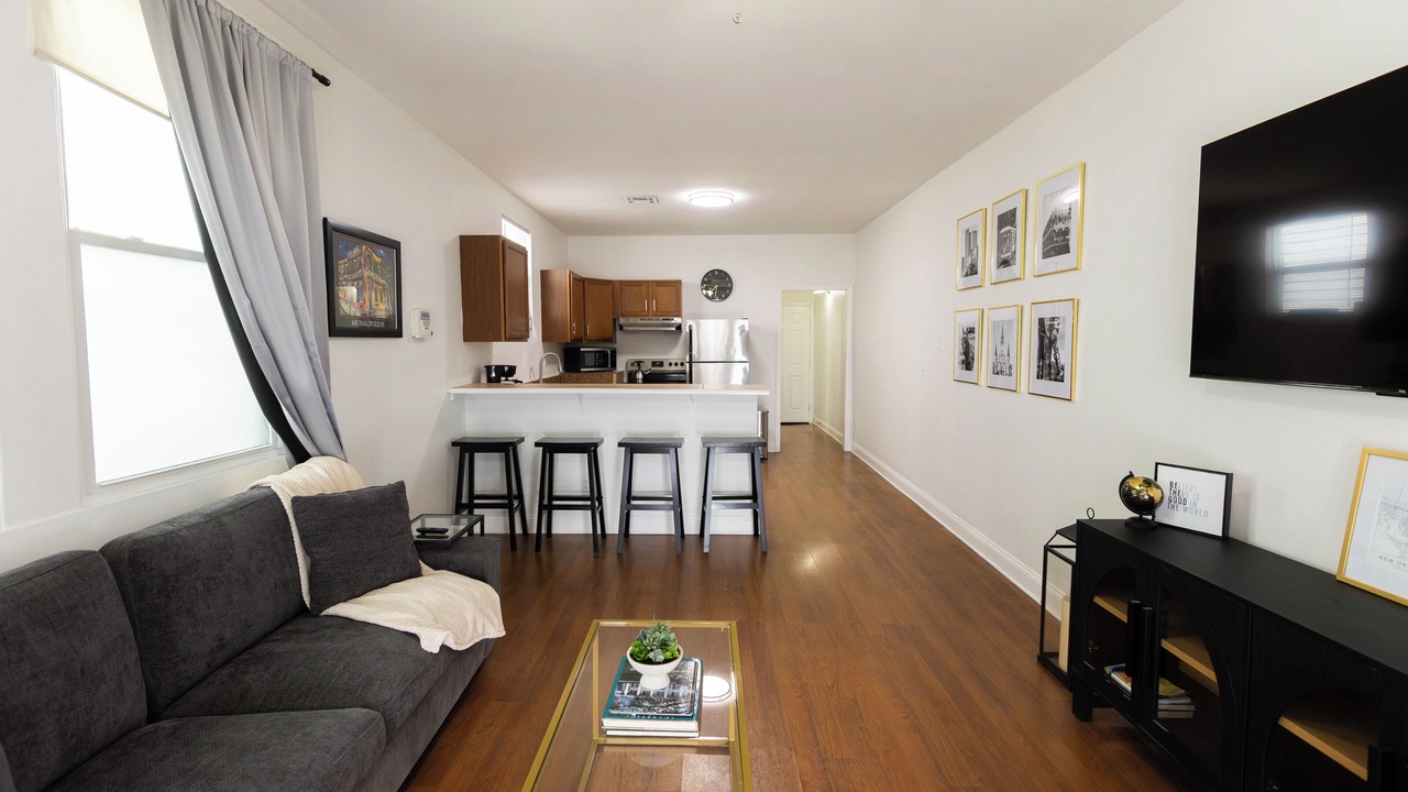 Photo of Livingroom in Broadmoor